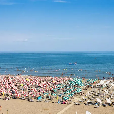 Villaggio Luna Uno *